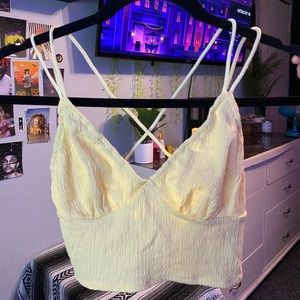 Soft yellow tank